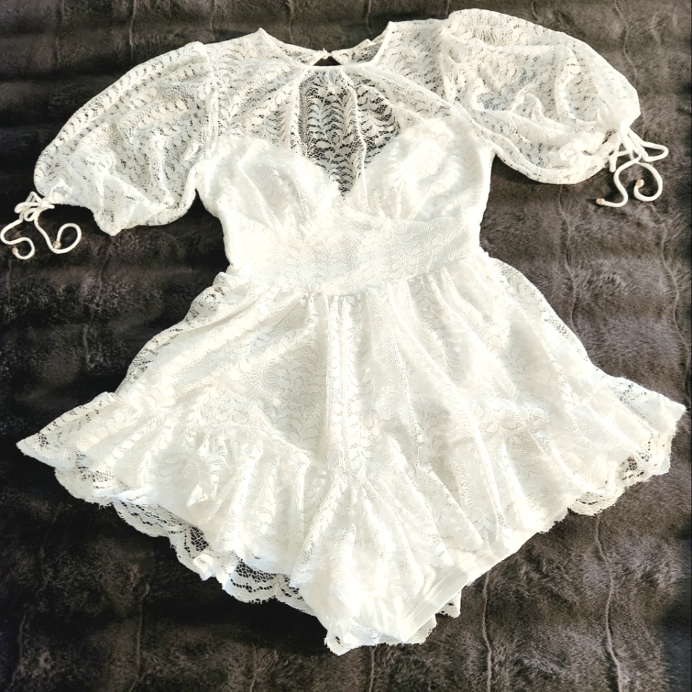 Mika & Gala XS White Romper